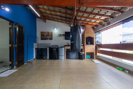 Casa para alugar com 148m², 2 quartos e 3 vagas Casa para alugar com 148m², 2 quartos e 3 vagasVaranda e área de serviço