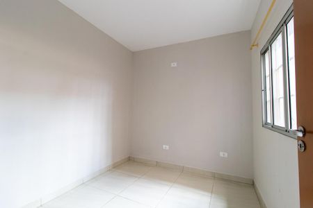 Quarto 1 de casa para alugar com 2 quartos, 45m² em Uberaba, Curitiba