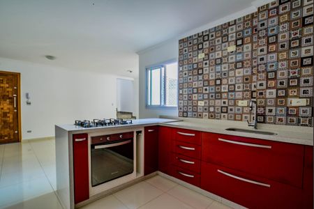 Apartamento para alugar com 120m², 2 quartos e 2 vagasCozinha