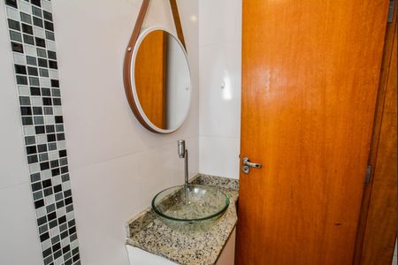 Apartamento para alugar com 120m², 2 quartos e 2 vagasBanheiro Social