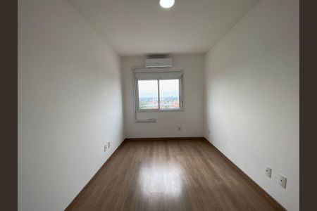 Quarto 1 de apartamento para alugar com 3 quartos, 65m² em Humaitá, Porto Alegre