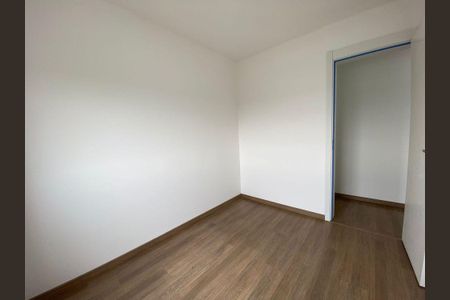 Quarto 2 de apartamento para alugar com 3 quartos, 65m² em Humaitá, Porto Alegre