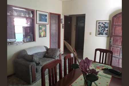 Casa à venda com 3 quartos, 80m² em Inhaúma, Rio de Janeiro