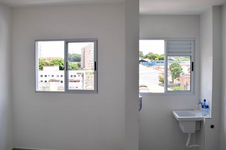 Apartamento para alugar com 33m², 2 quartos e 1 vaga Apartamento para alugar com 33m², 2 quartos e 1 vagaÁrea de Serviço