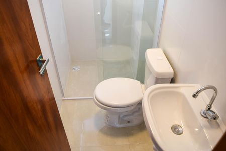 Apartamento para alugar com 33m², 2 quartos e 1 vaga Apartamento para alugar com 33m², 2 quartos e 1 vagaBanheiro