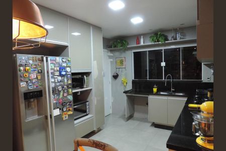 Casa à venda com 5 quartos, 265m² em Ilha de Guaratiba, Rio de Janeiro