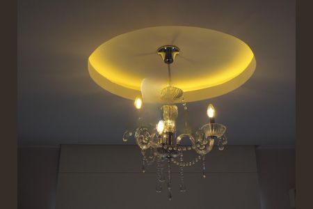 Casa à venda com 265m², 5 quartos e 3 vagas