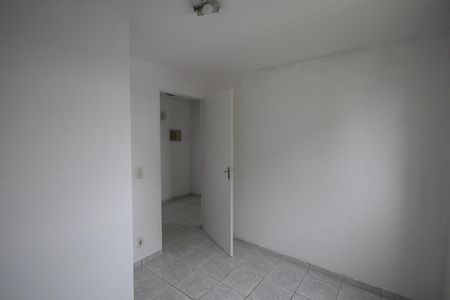 Quarto 2 de apartamento para alugar com 2 quartos, 46m² em Jardim Francisco Mendes, São Paulo