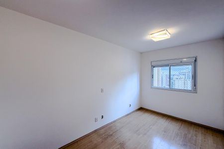 Apartamento à venda com 112m², 3 quartos e 3 vagasQuarto 3 - Suíte