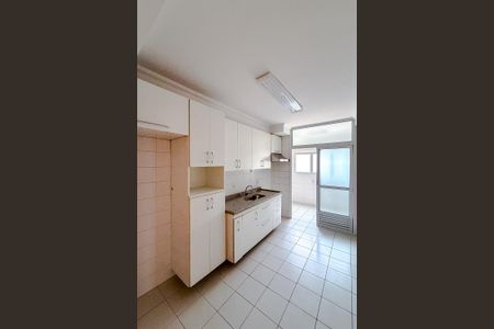 Apartamento à venda com 112m², 3 quartos e 3 vagasCozinha