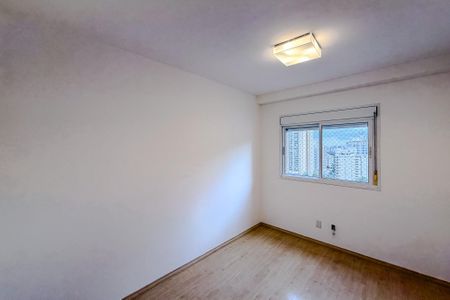 Apartamento à venda com 112m², 3 quartos e 3 vagasQuarto 2