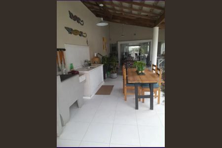 Casa à venda com 3 quartos, 270m² em Barra da Tijuca, Rio de Janeiro