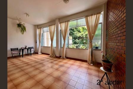 Casa à venda com 8 quartos, 279m² em Copacabana, Rio de Janeiro