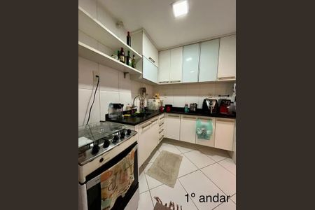 Casa à venda com 279m², 8 quartos e 3 vagas