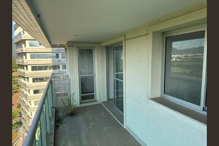 Apartamento à venda com 77m², 2 quartos e 2 vagas