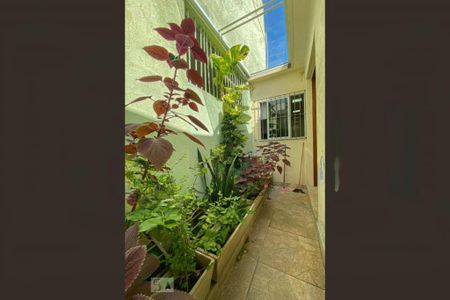 Casa à venda com 126m², 3 quartos e 5 vagas