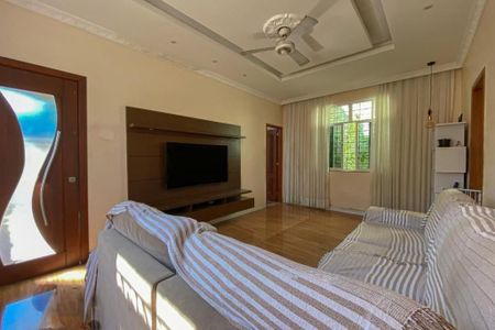 Casa à venda com 3 quartos, 126m² em Olaria, Rio de Janeiro