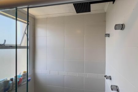 Apartamento para alugar com 129m², 3 quartos e 2 vagasBanheiro do quarto 1