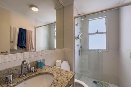 Apartamento para alugar com 129m², 3 quartos e 2 vagasBanheiro