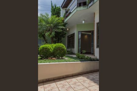 Casa à venda com 322m², 5 quartos e 4 vagasFrente da casa