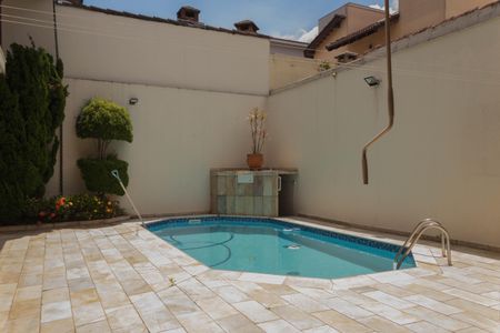 Casa à venda com 322m², 5 quartos e 4 vagasÁrea comum