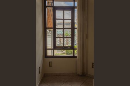 Casa à venda com 322m², 5 quartos e 4 vagasEscritório