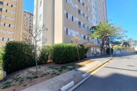 Apartamento para alugar com 64m², 3 quartos e 1 vagaFachada do bloco