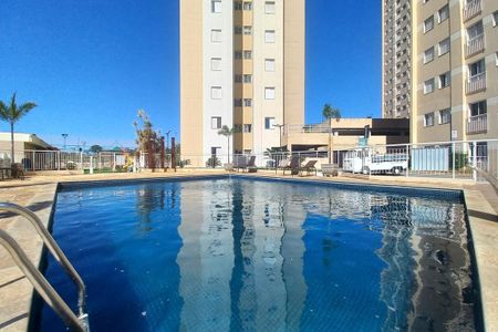 Apartamento para alugar com 64m², 3 quartos e 1 vagaÁrea comum - Piscina