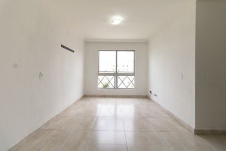 Sala de apartamento para alugar com 2 quartos, 60m² em Jardim Santa Emilia, São Paulo