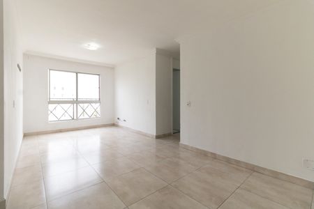 Sala de apartamento para alugar com 2 quartos, 60m² em Jardim Santa Emilia, São Paulo