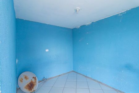 Quarto Suite de casa para alugar com 2 quartos, 45m² em Tatuquara, Curitiba
