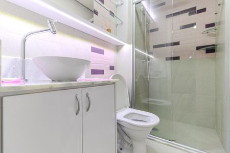 Banheiro de apartamento para alugar com 1 quarto, 25m² em Vila Buarque, São Paulo