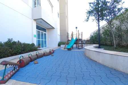 Apartamento para alugar com 72m², 3 quartos e 2 vagasÁrea comum - Playground