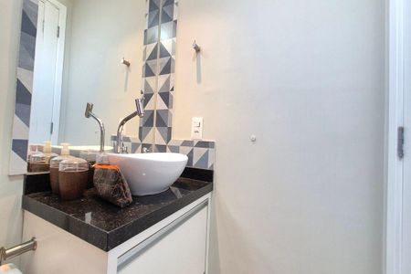 Apartamento para alugar com 72m², 3 quartos e 2 vagasBanheiro da Suíte