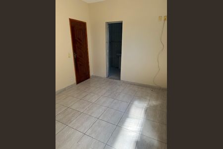 Quarto de casa para alugar com 3 quartos, 160m² em Anchieta, Nilópolis