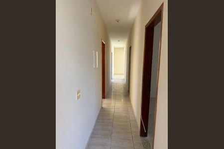 Corredor de casa para alugar com 3 quartos, 160m² em Anchieta, Nilópolis