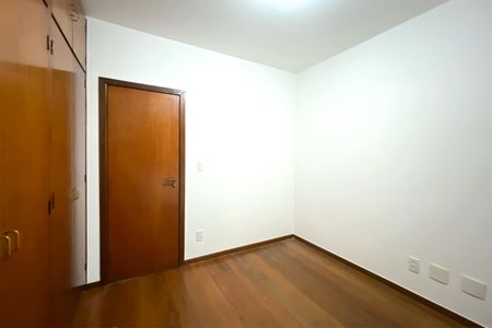 Apartamento para alugar com 129m², 4 quartos e 3 vagas Apartamento para alugar com 129m², 4 quartos e 3 vagasQuarto 2
