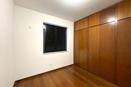 Apartamento para alugar com 129m², 4 quartos e 3 vagas Apartamento para alugar com 129m², 4 quartos e 3 vagasQuarto 2