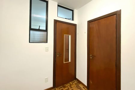 Apartamento para alugar com 129m², 4 quartos e 3 vagas Apartamento para alugar com 129m², 4 quartos e 3 vagasQuarto de Serviço