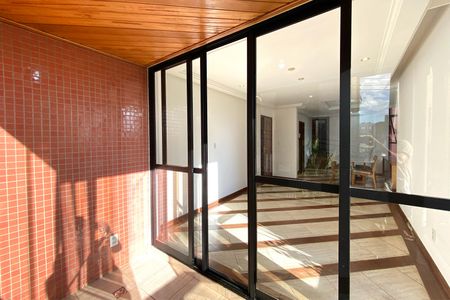 Varanda da Sala de apartamento para alugar com 4 quartos, 129m² em Cruzeiro, Belo Horizonte