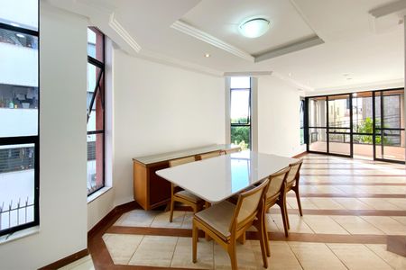 Sala de apartamento para alugar com 4 quartos, 129m² em Cruzeiro, Belo Horizonte