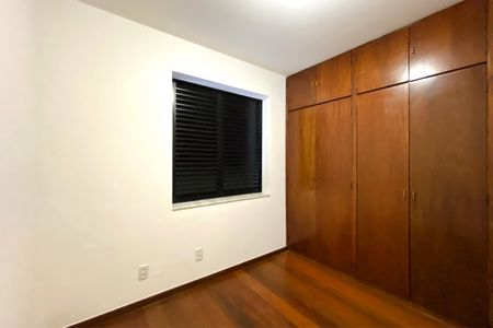 Apartamento para alugar com 129m², 4 quartos e 3 vagas Apartamento para alugar com 129m², 4 quartos e 3 vagasQuarto 3