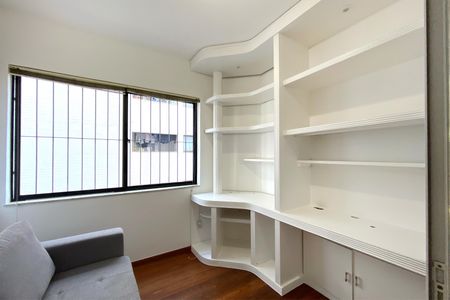 Apartamento para alugar com 129m², 4 quartos e 3 vagas Apartamento para alugar com 129m², 4 quartos e 3 vagasSala de Estar