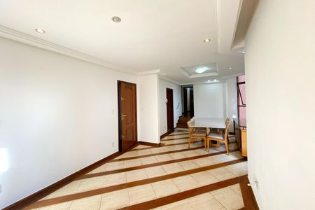 Apartamento para alugar com 129m², 4 quartos e 3 vagas Apartamento para alugar com 129m², 4 quartos e 3 vagasSala