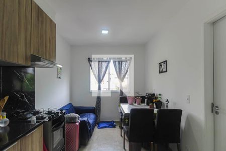 Sala/Cozinha de apartamento para alugar com 1 quarto, 24m² em Cidade Satelite Santa Barbara, São Paulo