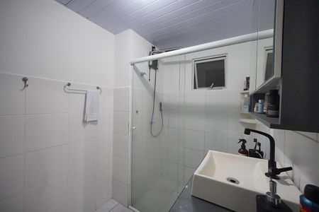 Apartamento para alugar com 60m², 2 quartos e sem vagaBanheiro