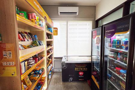 Apartamento à venda com 74m², 2 quartos e 1 vagaloja