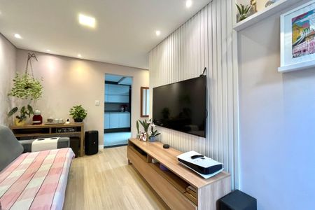 Sala de casa para alugar com 2 quartos, 77m² em Cidade Ademar, São Paulo