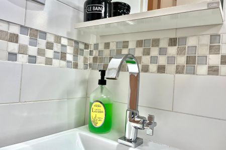 Casa para alugar com 77m², 2 quartos e sem vaga Casa para alugar com 77m², 2 quartos e sem vagaBanheiro