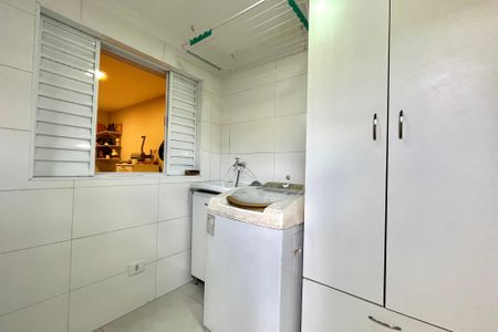 Casa para alugar com 77m², 2 quartos e sem vaga Casa para alugar com 77m², 2 quartos e sem vagaÁrea de Serviço